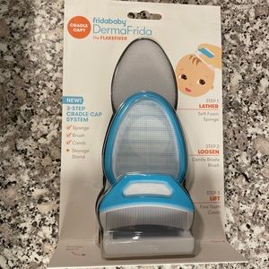 DermaFrida- Frida Baby 3 brush cradle cap system